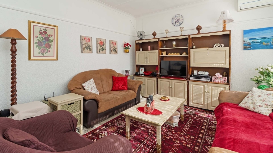 3 Bedroom Property for Sale in Chrismar Western Cape